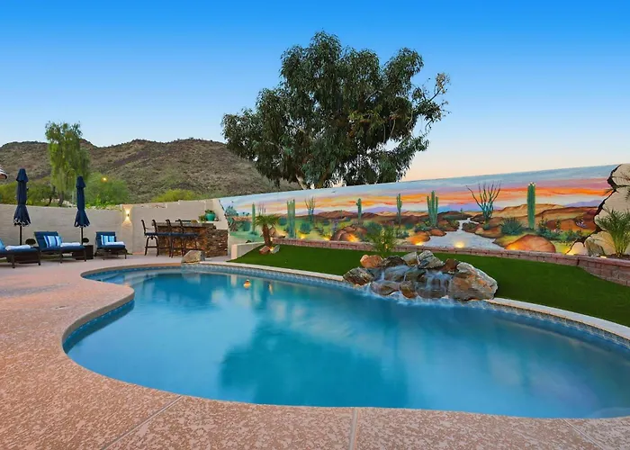 Paradise By The Pool- 4b Escape W Pool! * Glendale
