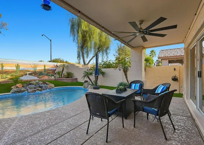 Paradise By The Pool- 4b Escape W Pool! * Glendale